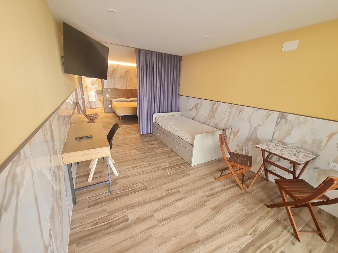 Habitaciones Y Estudios- Hotel "Posada De Cantabria El Solar" - Cenas Y Gintonic- Bar -Terraza Panoramica Galizano Ngoại thất bức ảnh